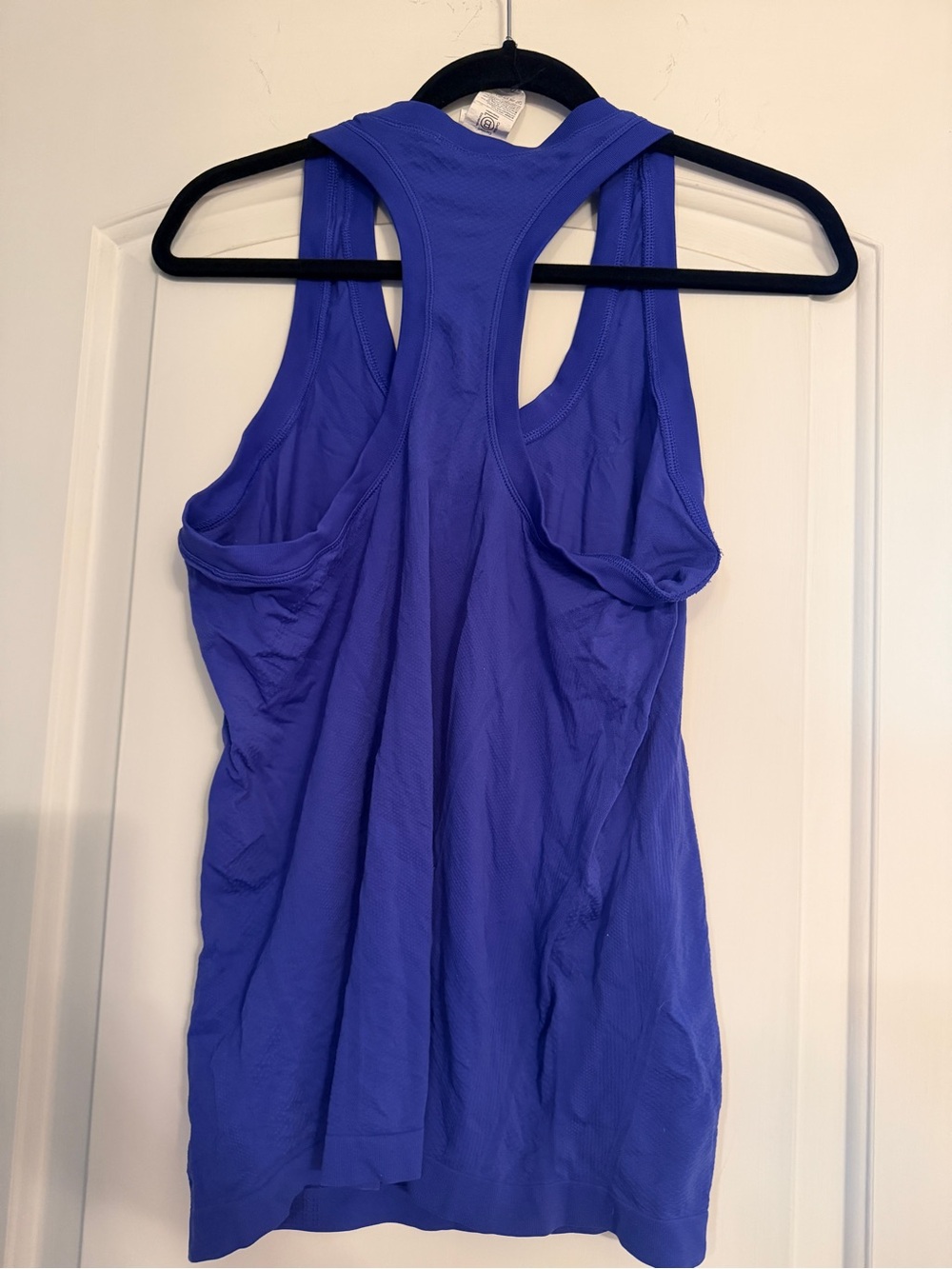 Athleta momentum tank